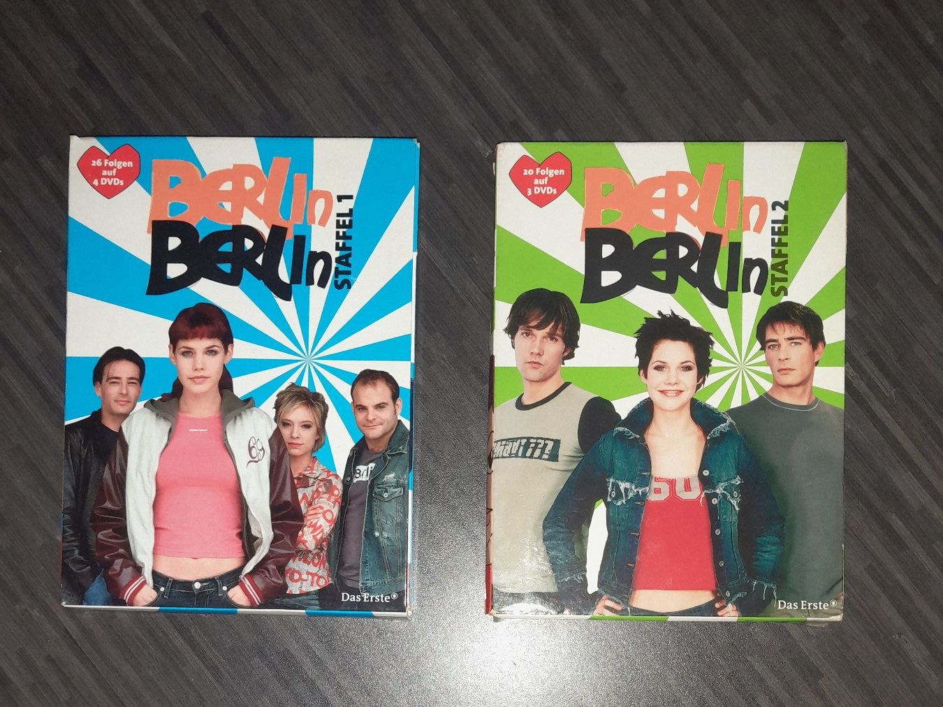 Tutti i DVDs: Berlin Berlin - Staffeln 1 und 2 - DVD – Usato da Steffisburg venduto da FutureOne