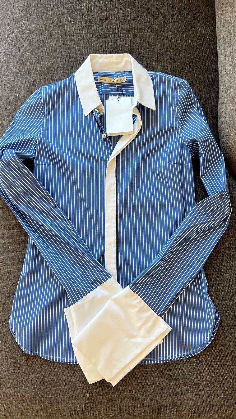 Balenciaga Chemisiers: Balenciaga Bluse – Neuf (Voir description) à Uetikon am See par jan_bx6p
