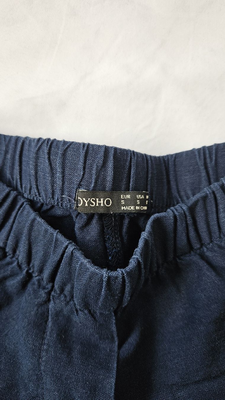 Oysho Pantaloni: Dunkelblaue Shorts – Usato da Zürich venduto da AlineW 1