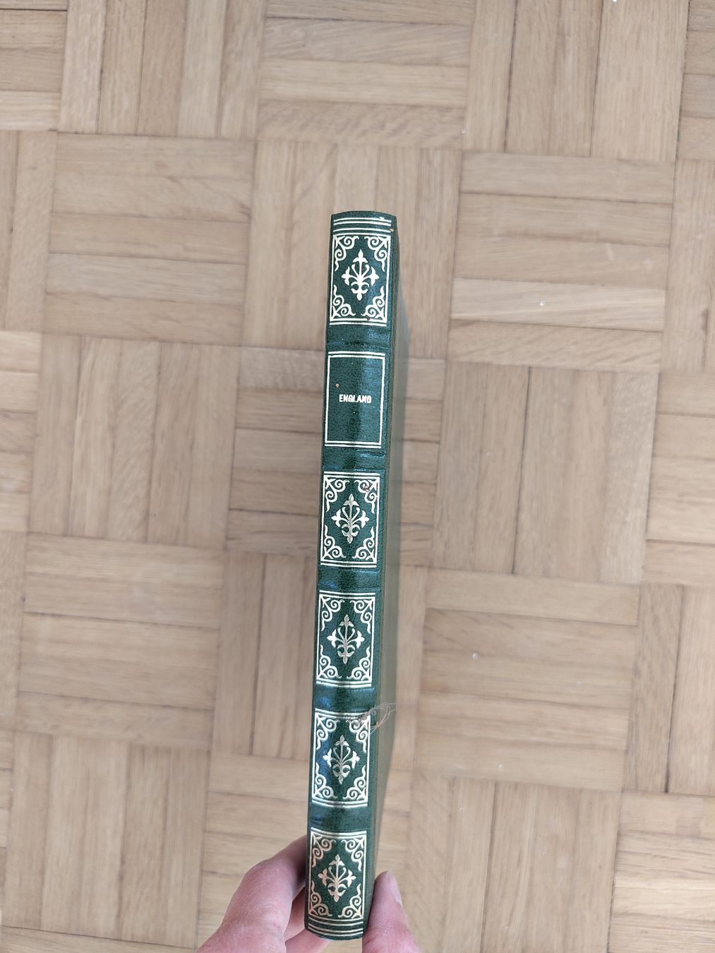 Libri: Avanti Bücher – Usato da Bern venduto da nik_nxd9 2