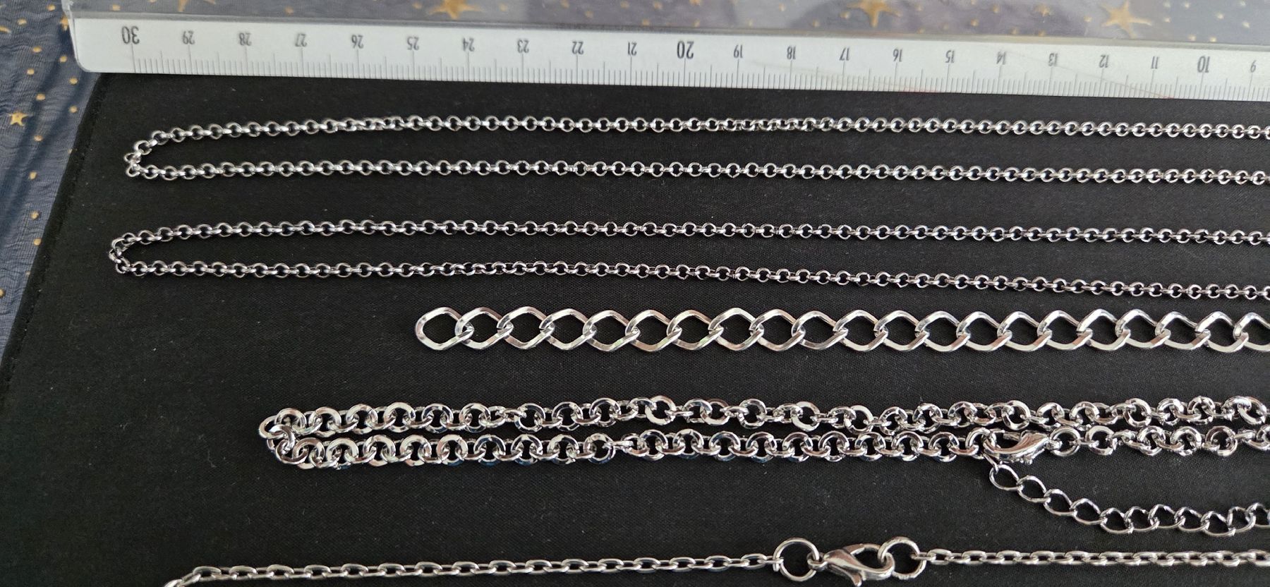 Autres bijoux: Lots de Bijoux, breloques & connecteurs fleurs... – D'occasion à Neuchâtel par golden02 3