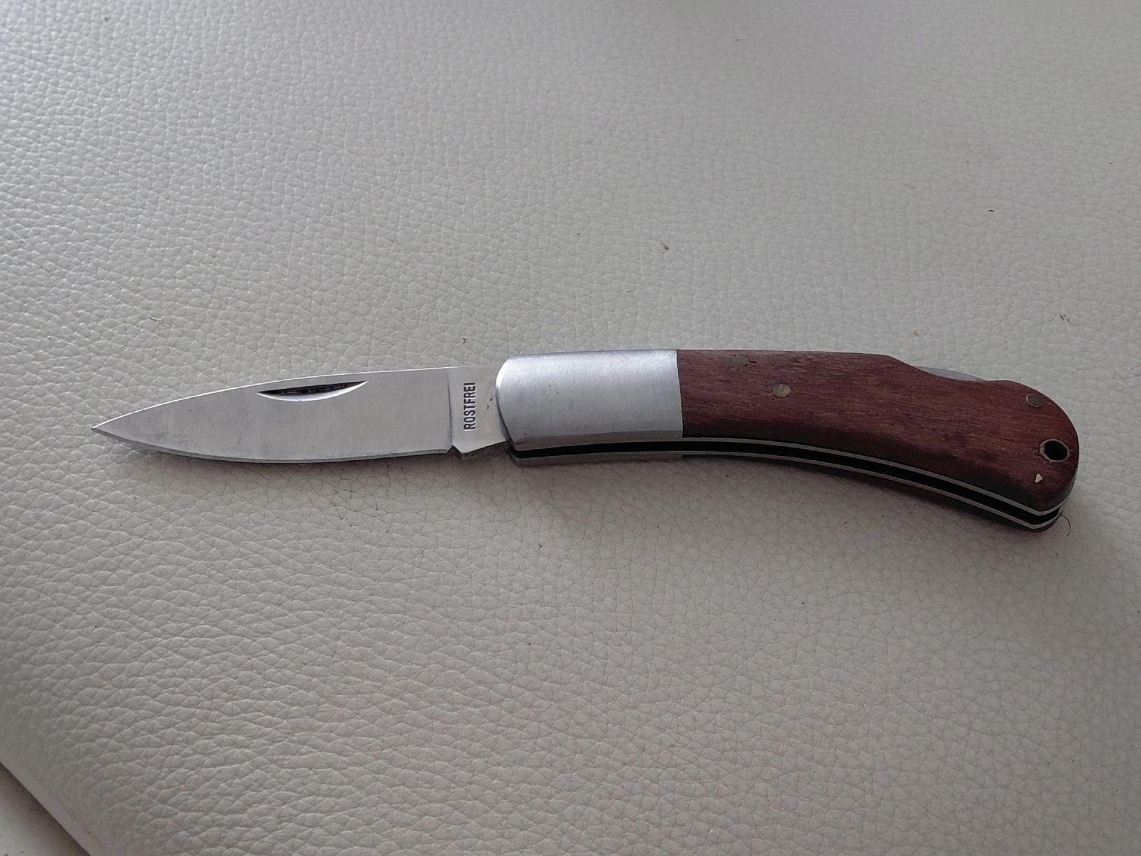 Couteaux de poche: Taschenmesser Holzgriff rostfrei – D'occasion à Belp par mar_76s8