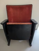 Vintage Kinostuhl restauriert – Top Zustand!