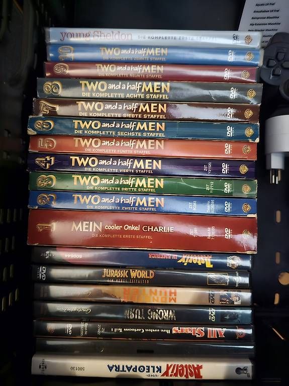 Tous les DVDs: DVD Sammlung 230stk – D'occasion à Thun par Sir09 4