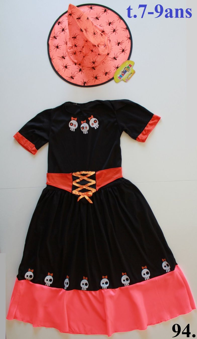 Costumi: Costume sorcière / Hexe t. 7 - 9 ans – Usato da Peseux venduto da CoolShoping