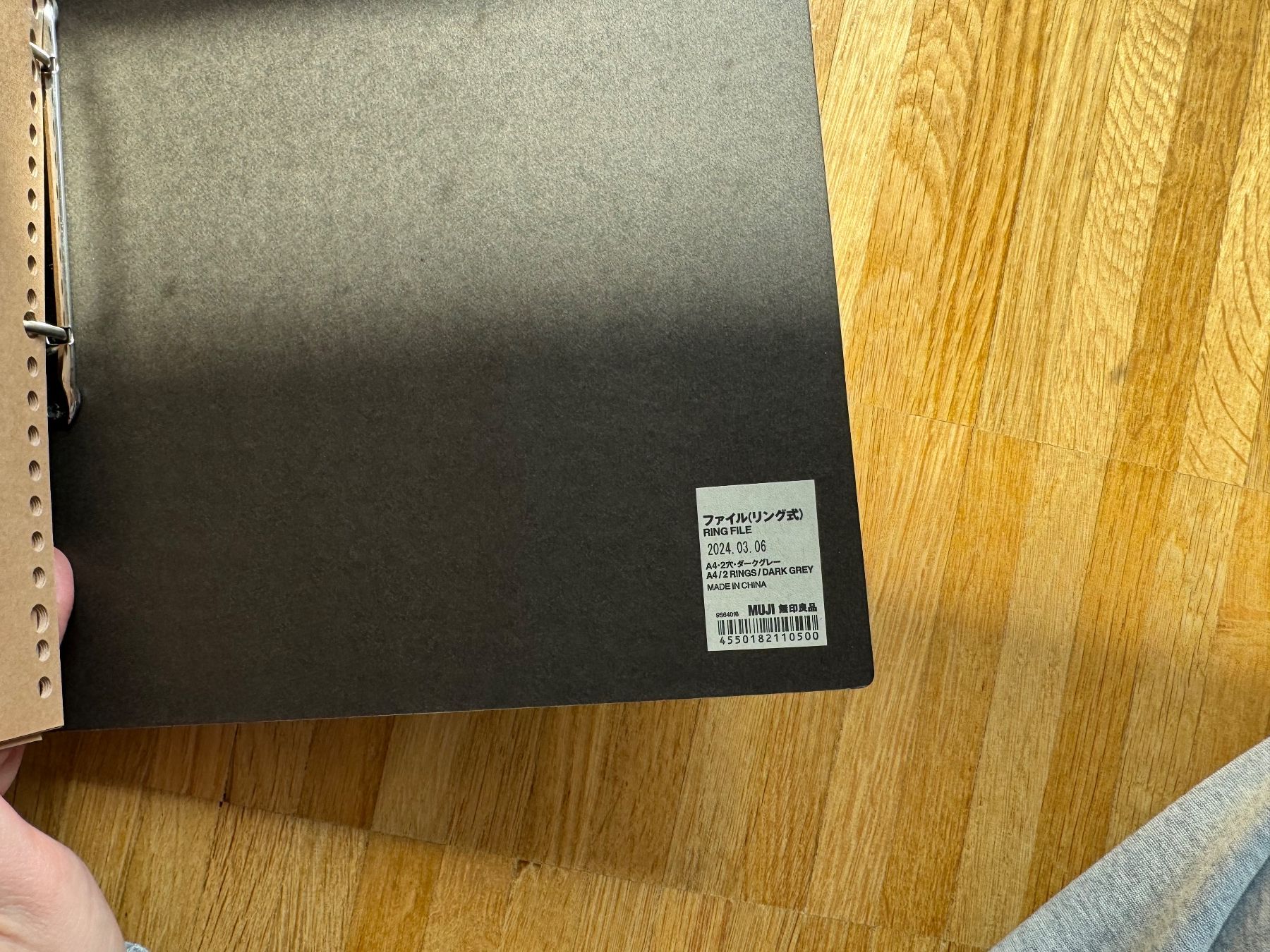 Raccoglitori: MUJI Ring Binders - A4 - Dark grey – Usato da Fribourg venduto da mariedw 2