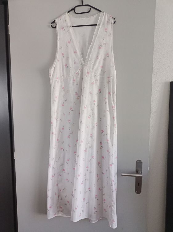 Sopesil Nuisette Femme,Chemises de Nuit à Dentelle Col V,Lingerie de Nuit Sensuelle avec Bretelles Reglables Robe de Nuit,S,Blanc