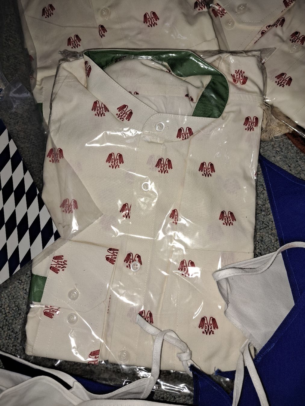 Tutte le decorazioni: oktoberfest Party Deko Outfits neu – Nuovo (secondo la descrizione) da Kölliken venduto da Upcycling-by-Mc-TAM 2
