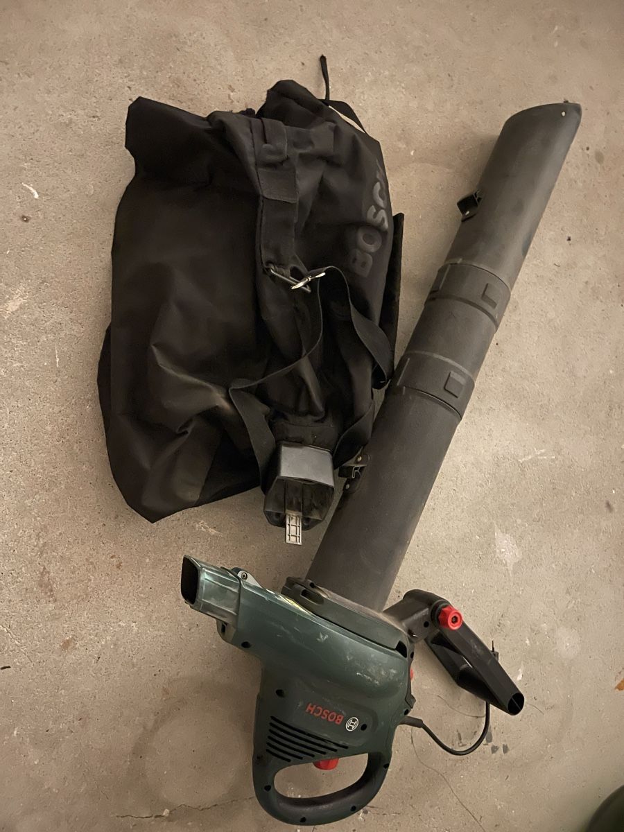 Bosch Tondeuses à gazon: Teundeuse  – D'occasion à Bottmingen par ale3829 2