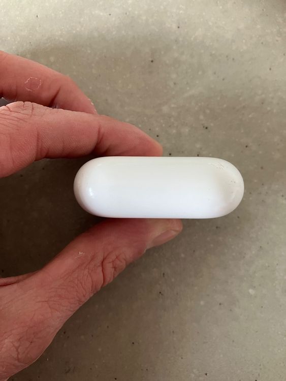 Apple AirPods Pro 1 Charging Case 6