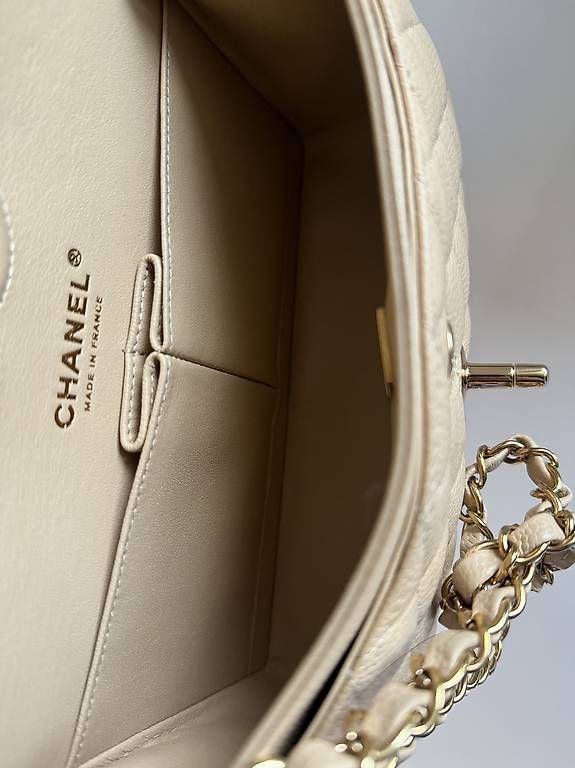Chanel Taschen für Damen: Chanel Tasche small Fullset 2023 – Gebraucht aus Aarau von runway33 2