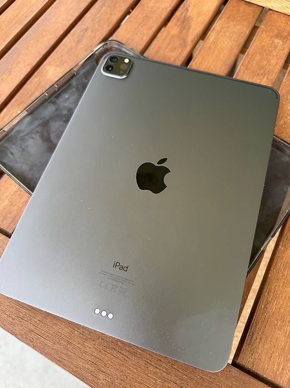 Apple Tablet PC: Ipad Pro 11" 2. Gen 128 GB Apple Pencil 2. Gen & Keyboard – Usato da Horgen venduto da Nightzz 1