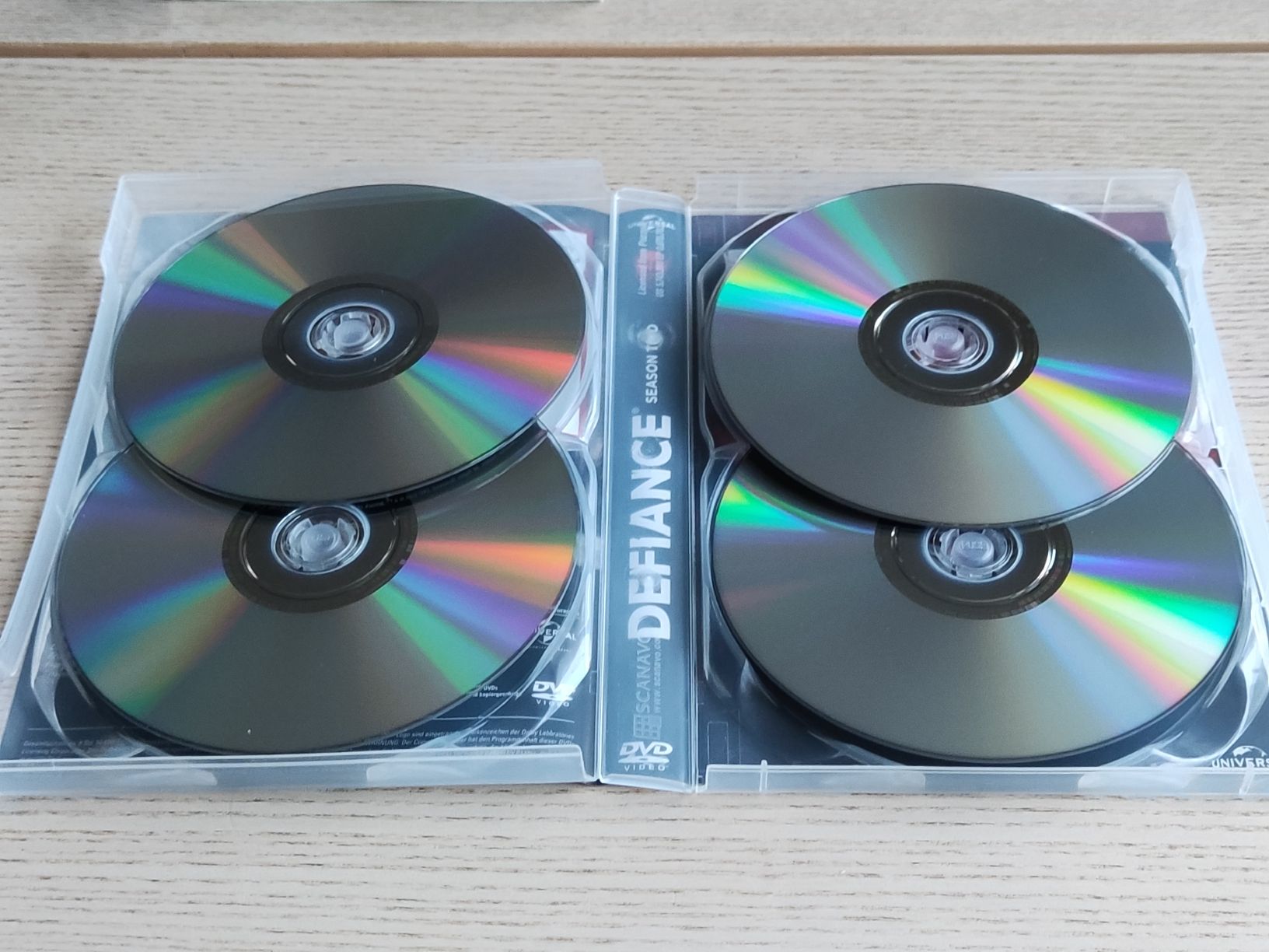 Tutti i DVDs: Defiance – Season Two – Usato da Schaffhausen venduto da philscardstore 5