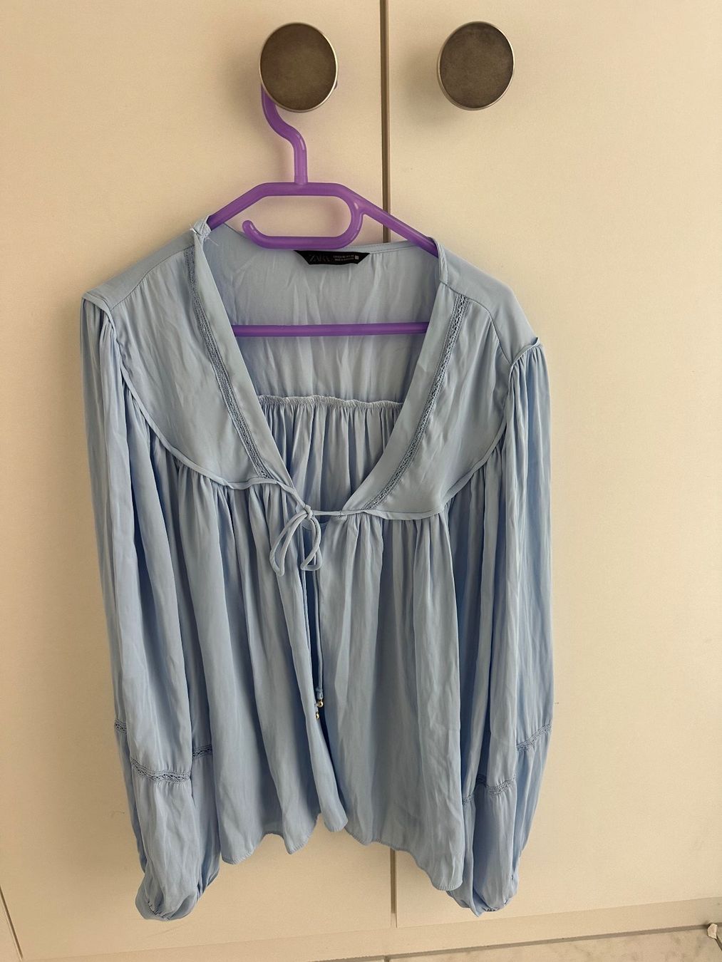 Zara Camicette: Zara Bluse Himmelblau – Nuovo (secondo la descrizione) da Uetikon am See venduto da sop_2ylg 1