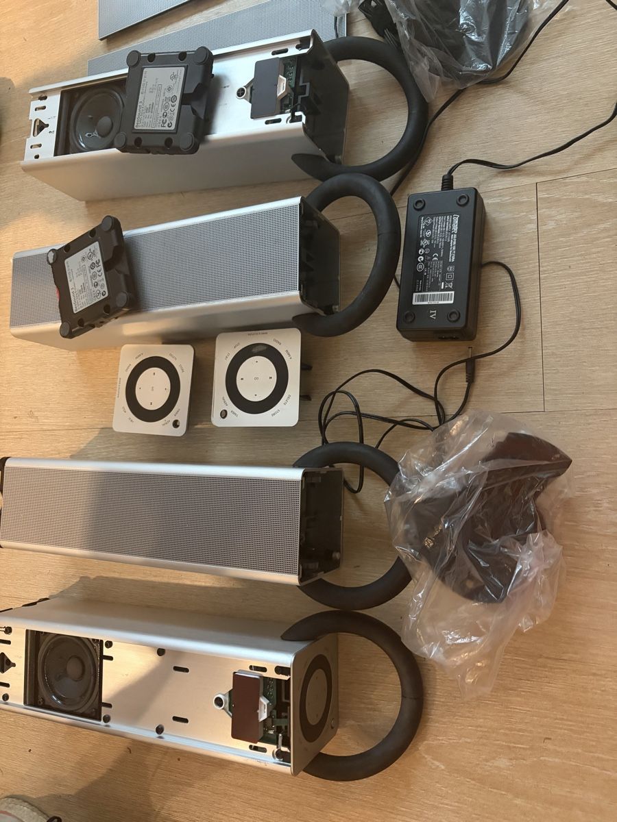 Bang & Olufsen Casse acustiche: Bang & Olufsen BeoSound 3 Set – Difettoso da St-Légier-Chiésaz venduto da jldr1273 1