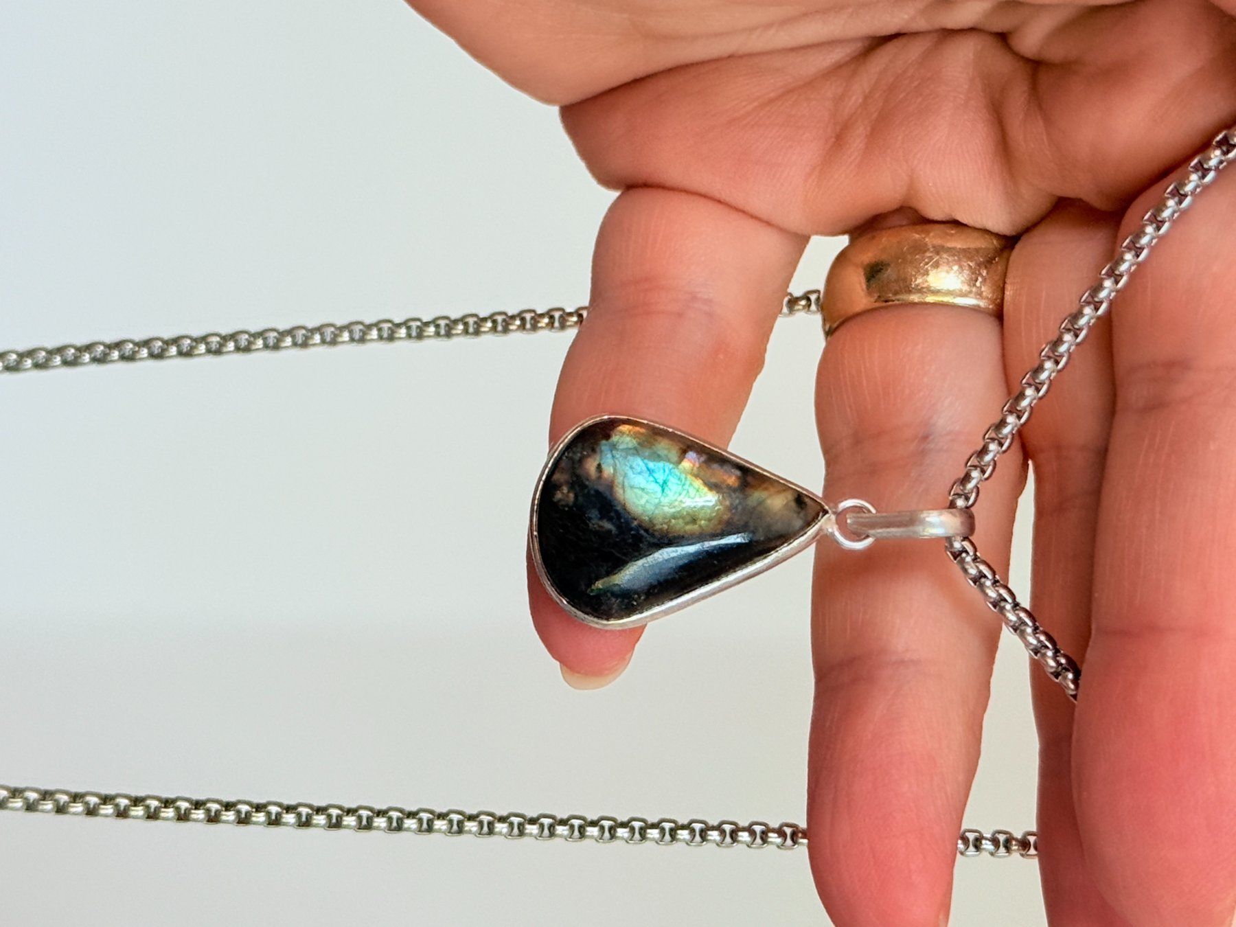 Colliers: Collier avec labradorite - Élégant & Naturel! – Neuf avec emballage d'origine à Genève par AWWA 5