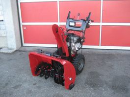 Schneefräse  Jonsered ST 2111 E