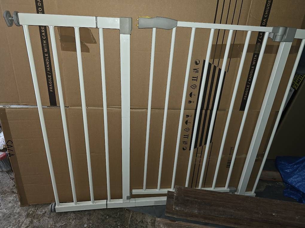 Tutto per la sicurezza: Cancello di sicurezza bambini – Usato da Iragna venduto da AnaRita2719