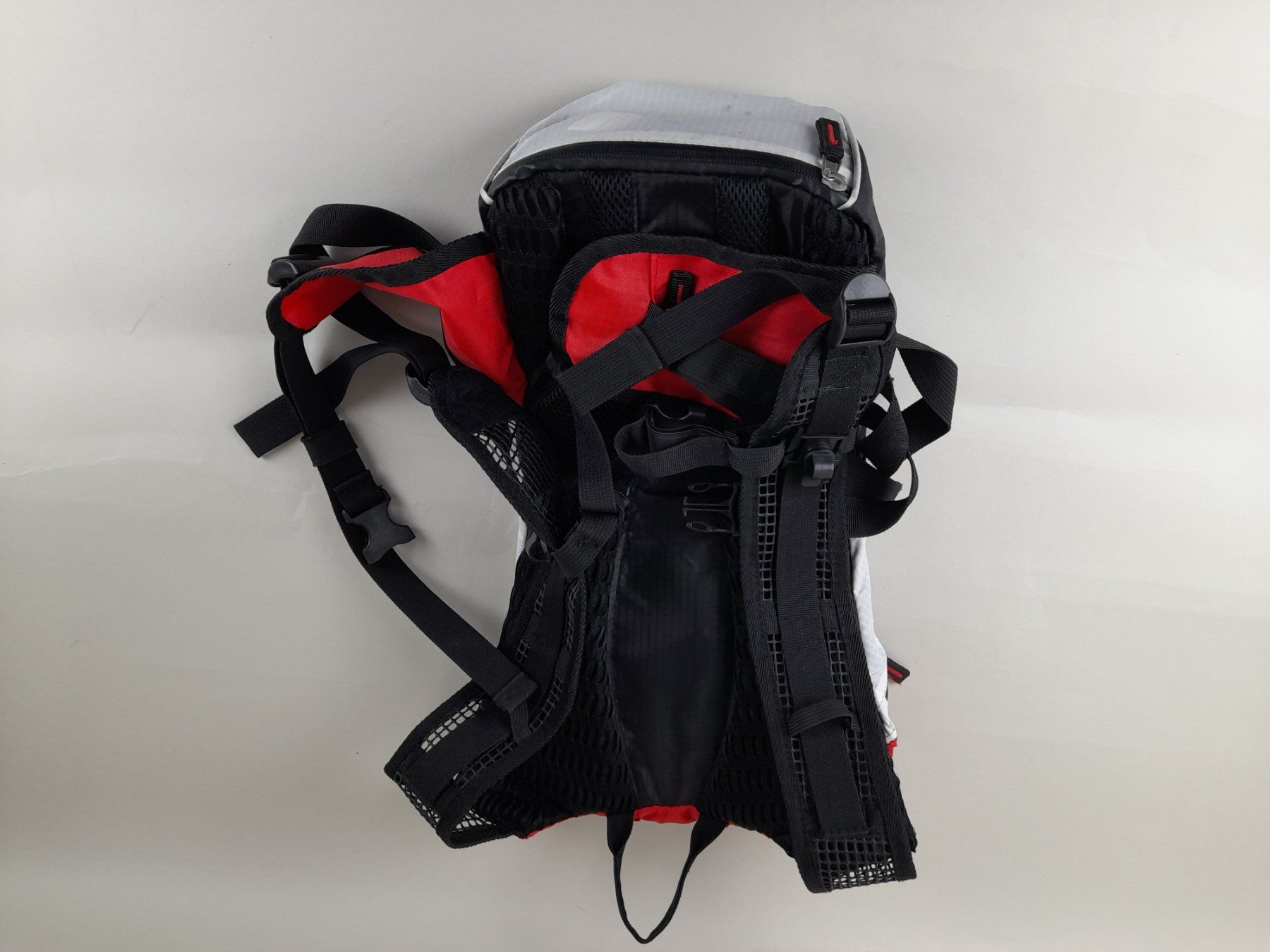 Zaini: CRANE Outdoor Wander oder Velorucksack – Usato da Liebefeld venduto da Restwert_Liebefeld 2