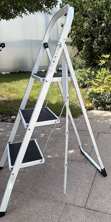 Scale: Trittleiter, neuwertig, weisses Metall – Usato da Dübendorf venduto da nerino03 2
