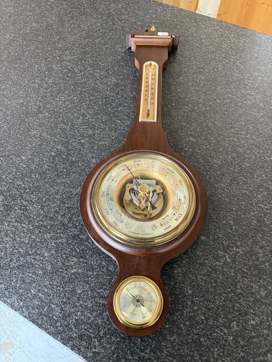 Altri elettrodomestici e apparecchi d’epoca: Barometer Thermometer Holzgehaeuse guter Zustand – Usato da Disentis/Mustér venduto da sch_9gp8