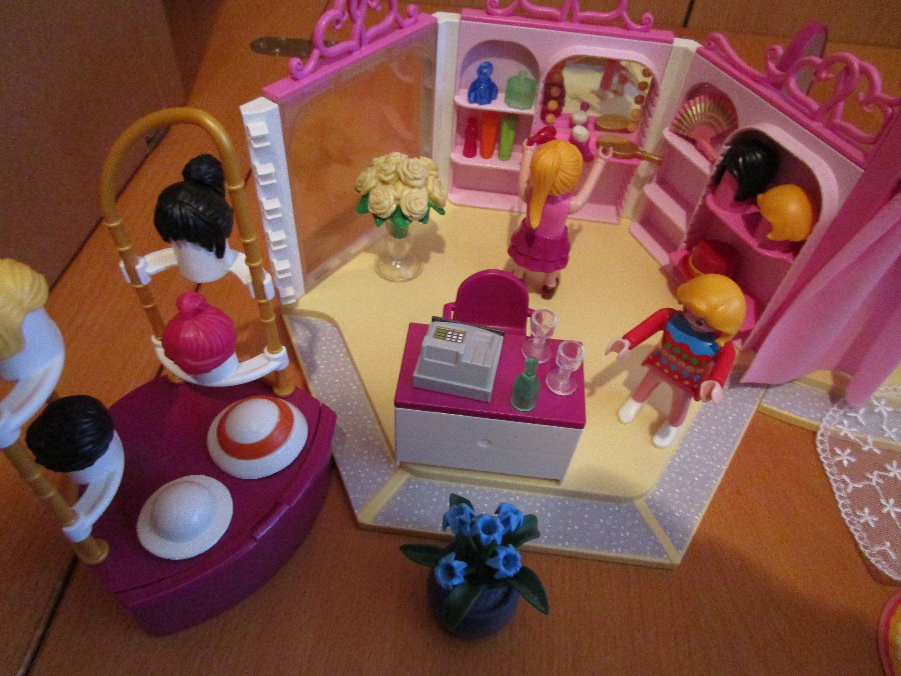 Playmobil Spielzeuge: Playmobil  -  Brautgeschäft – Gebraucht aus Wetzikon ZH von Storchadebar 1