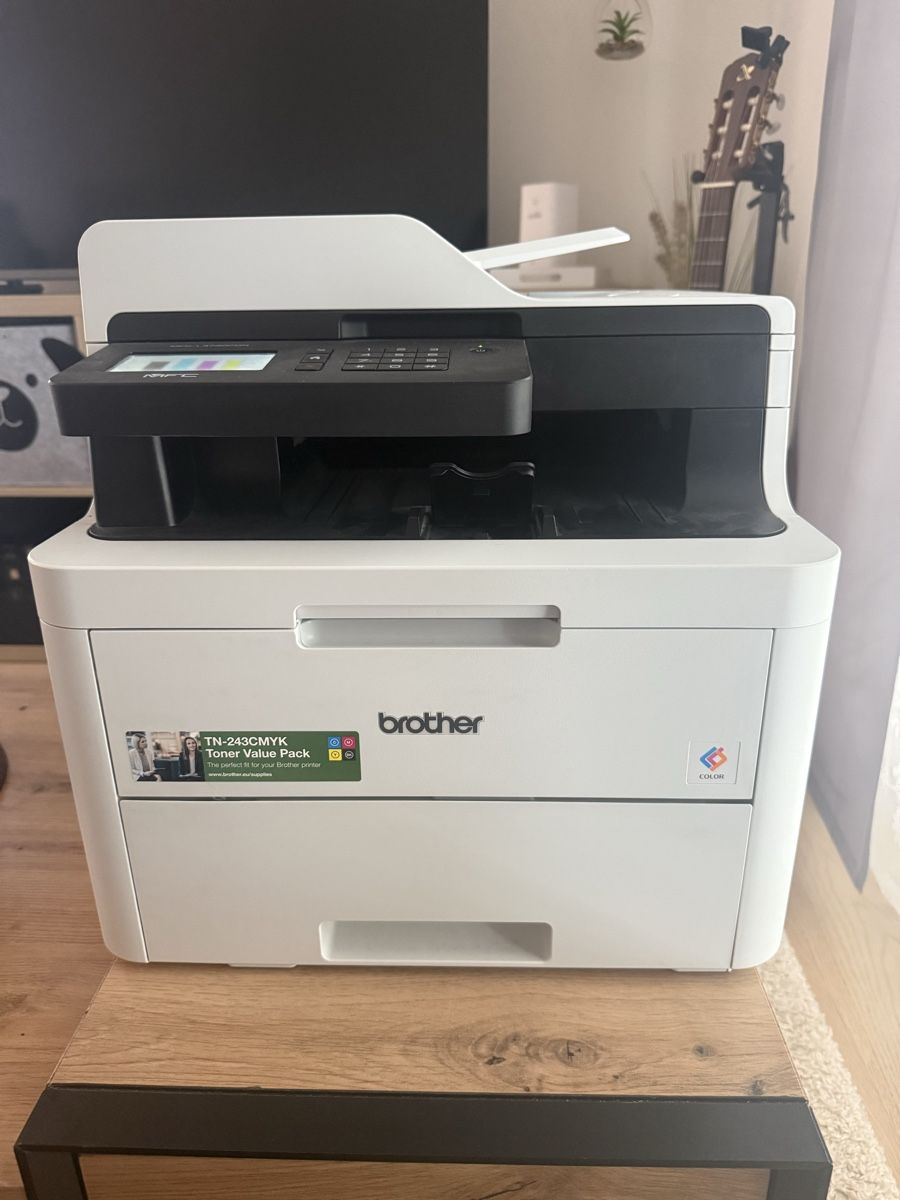 Brother Stampanti: Brother Multifunktionsdrucker MFC-L3730CDN – Usato da Buch am Irchel venduto da Sweetharth 1