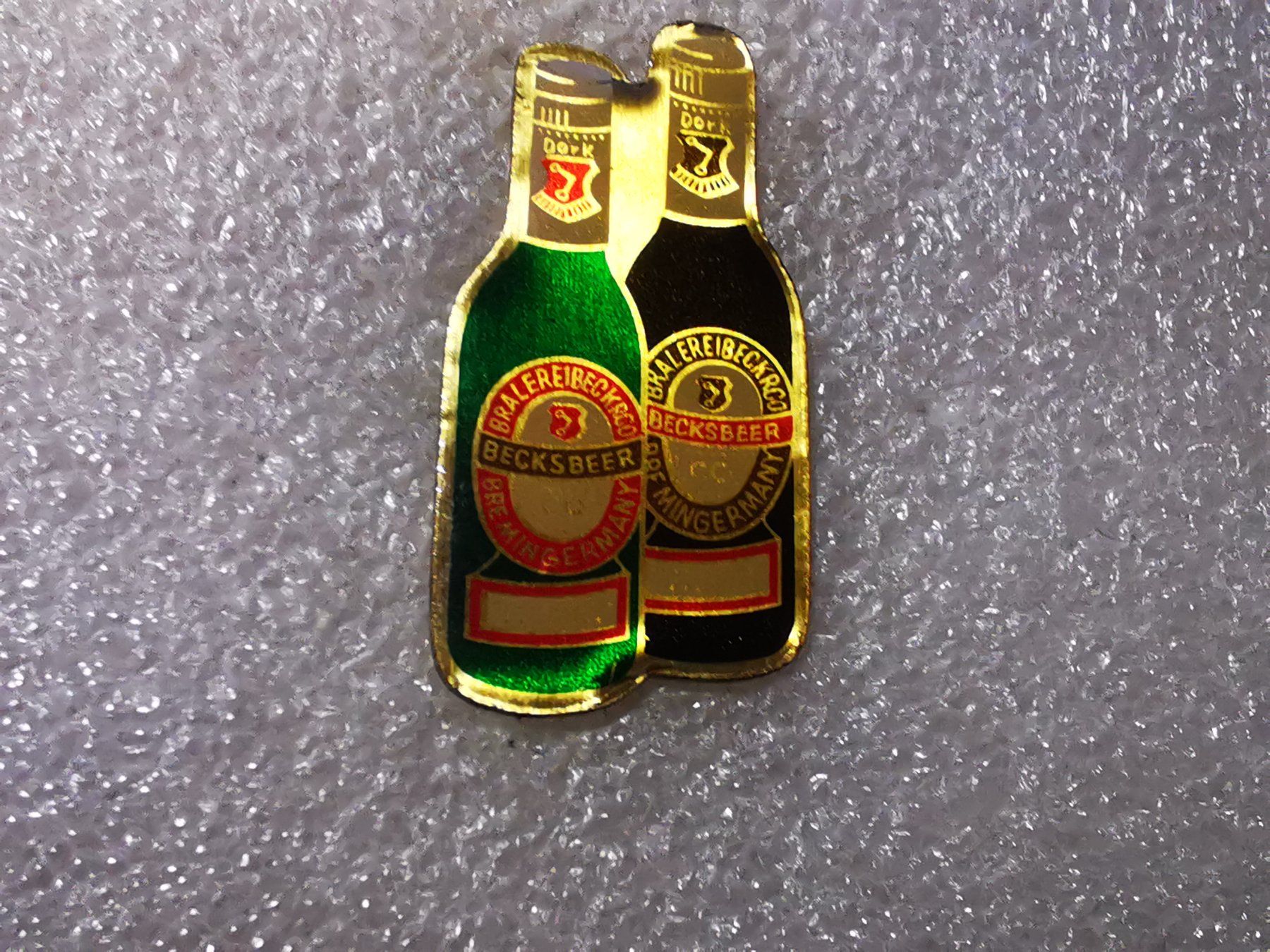Placchette & Badge: Ansteckpin 73: Becks Beer – Usato da Oppligen venduto da Pin-Fall-Shop