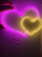 LED Herz Lampe Neon Optik pink warmweiss neuwertig