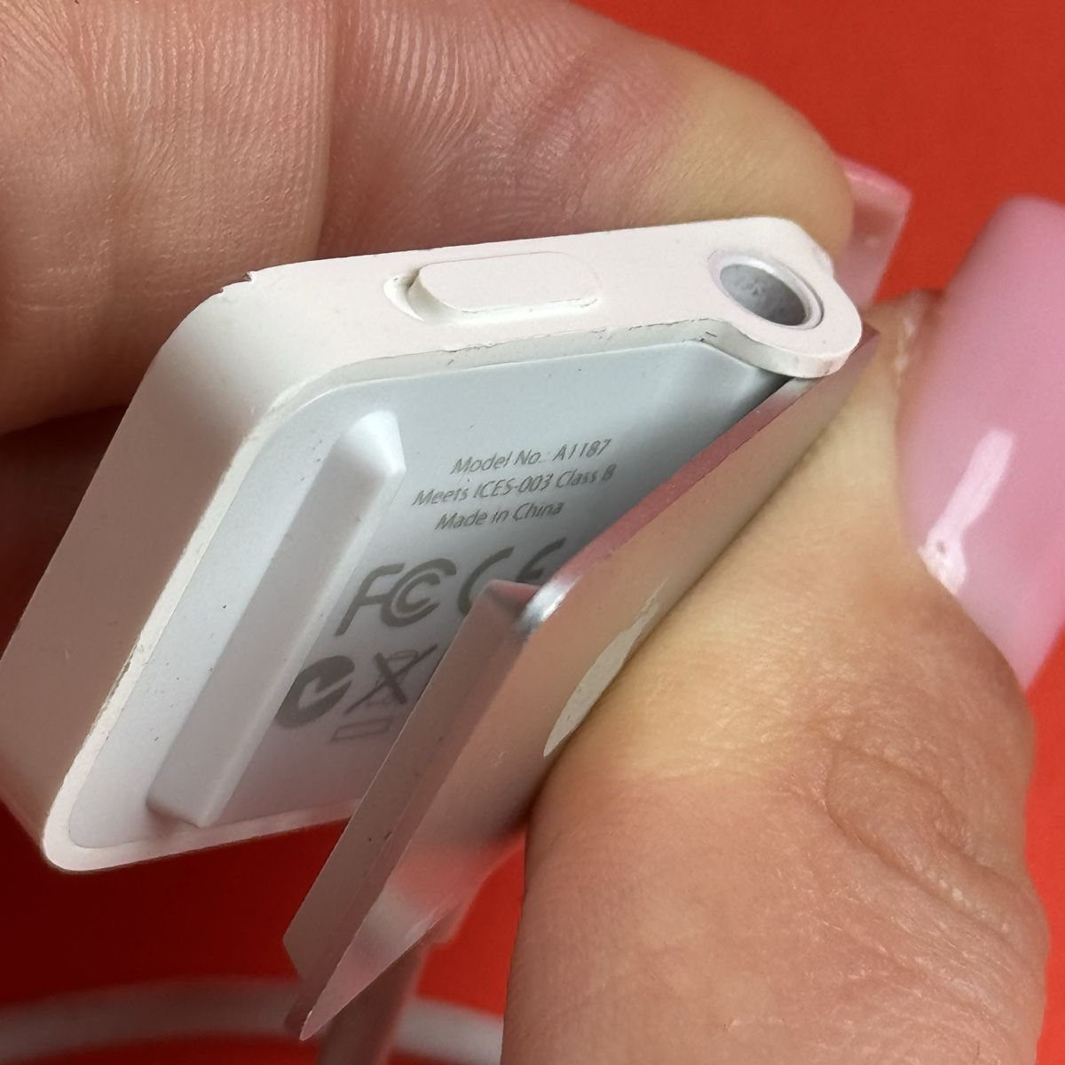 Apple Lettore multimediale portatile: Original Apple iPod Shuffle 2. Generation Docking-Kabel mit  – Usato da Rümlang venduto da VlakhSV 1