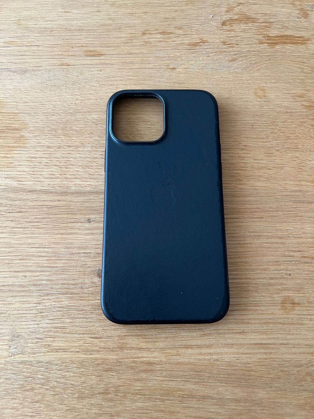 Apple Cover & Protezioni schermo: Apple iPhone 13 Pro Max Leder Schwarz Schutzhülle – Usato da Stäfa venduto da PatrickOO7