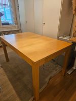 Holztisch