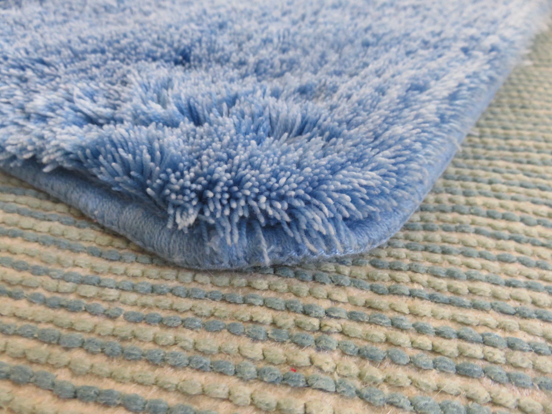 Tapis: Badezimmerteppich 70 x 120 cm – D'occasion à Reinach BL par golf1997 2