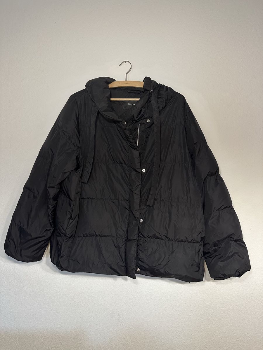 Opus Giacche: Opus Winterjacke, Gr. 42, Schwarz – Usato da Stäfa venduto da buecher10 1