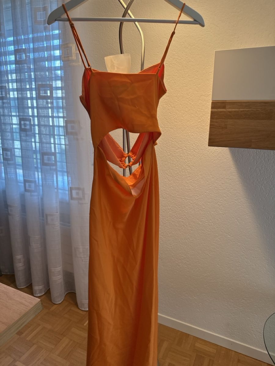 Vestiti: Kleid Orange Grösse S neu – Nuovo (secondo la descrizione) da Langenthal venduto da raz_q7jm 1