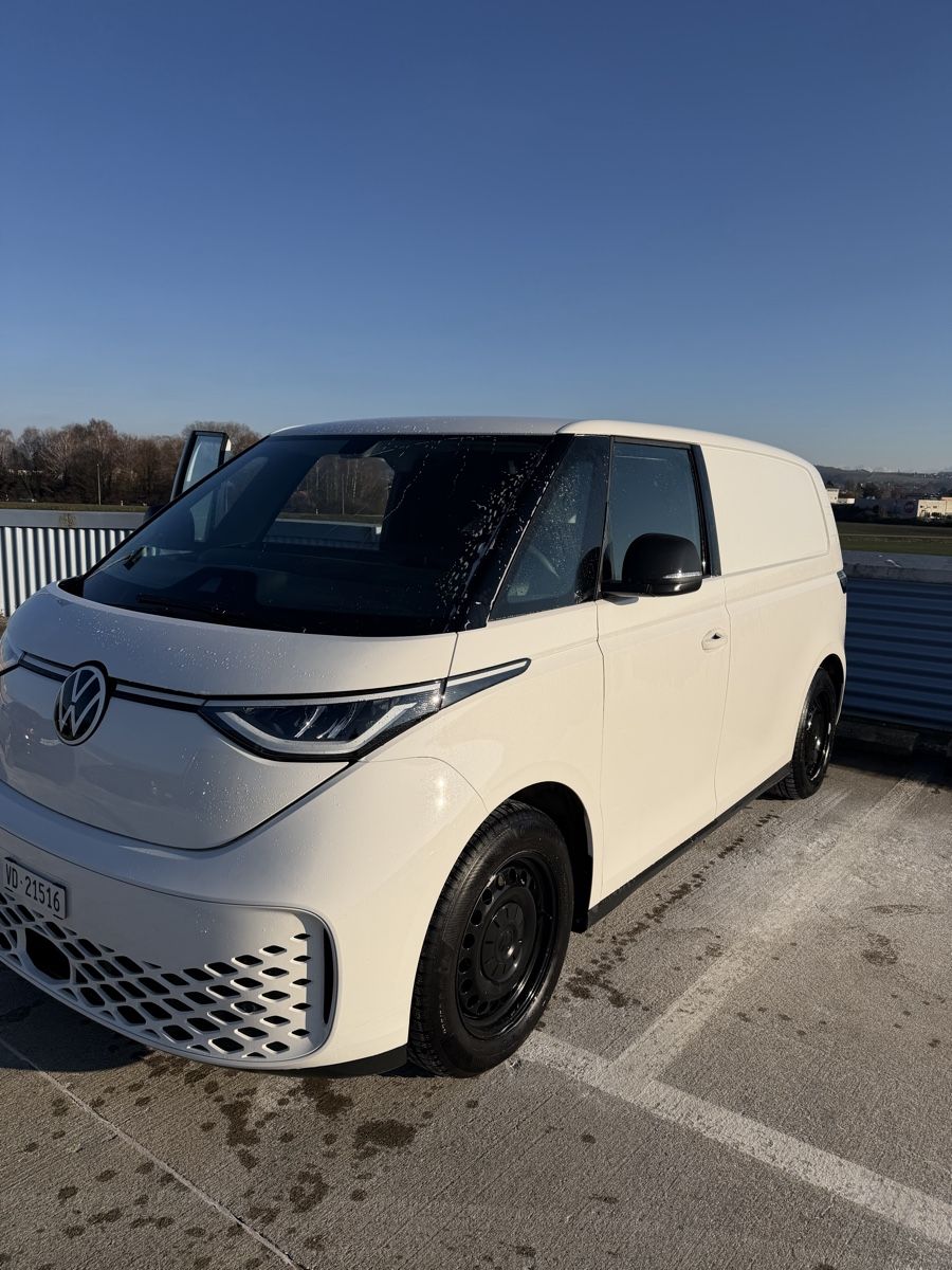 VW Nutzfahrzeuge: VW id Buzz Cargo Pro – Gebraucht aus Orges von lat_l28l