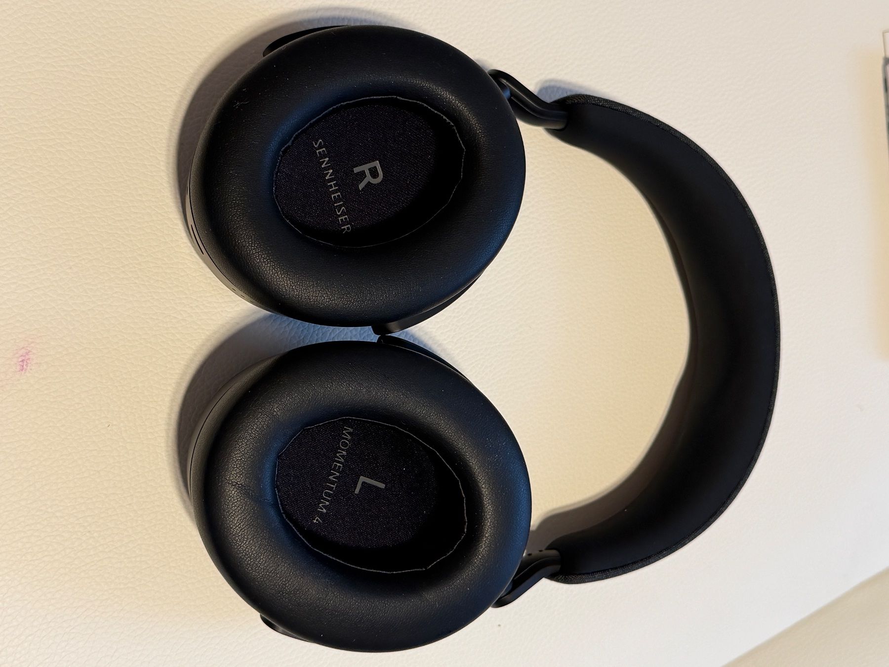 Sennheiser Kopfhörer: Sennheiser Momentum 4 Wireless – Gebraucht aus Mannens von Mannens232 3