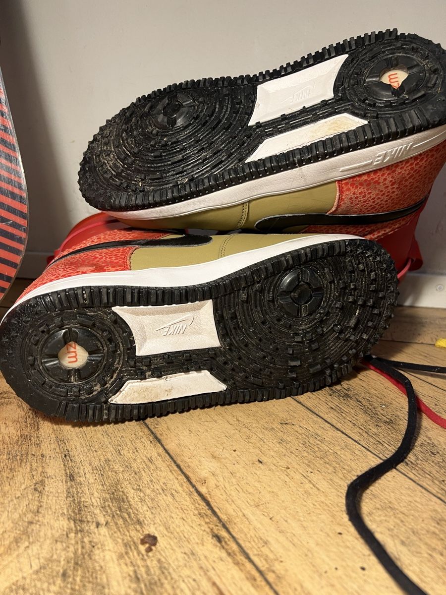 Burton Board: Snowboard Burton Clash 155 + Schuhe Nike – Usato da Luzern venduto da 301_7ftt 9