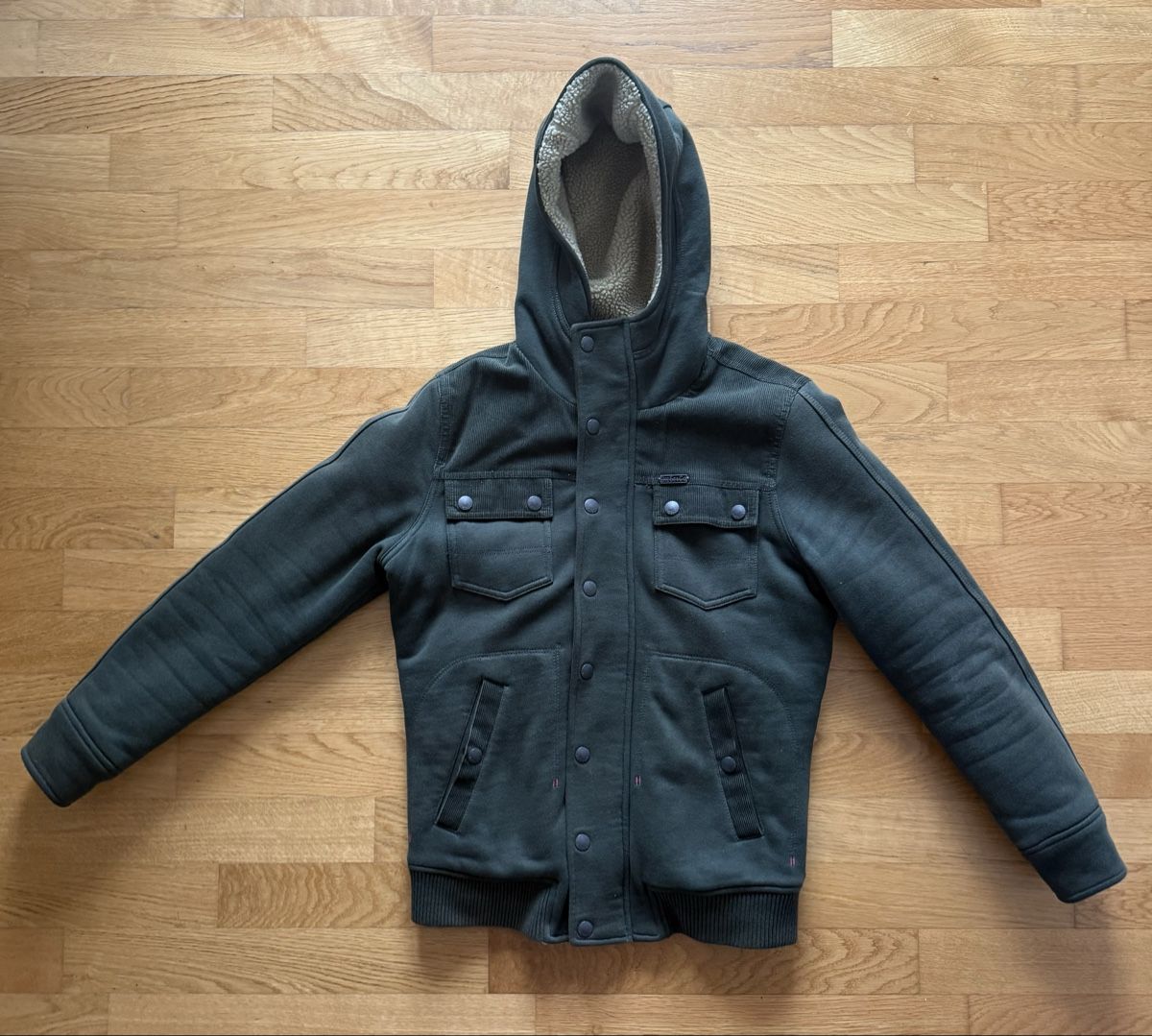 Diesel Jacken: Diesel Jacke Mann gr. S Übergangsjacke – Gebraucht aus Seuzach von Eve87