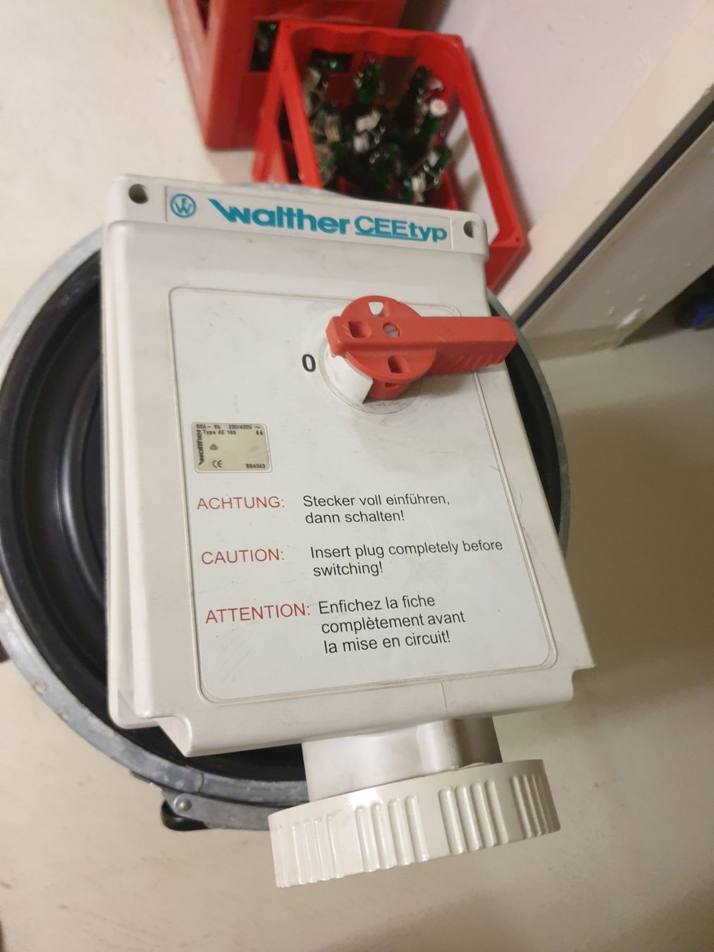 Interruttori: Schalter CEE 63A Walther – Usato da Cham venduto da NeraHandel