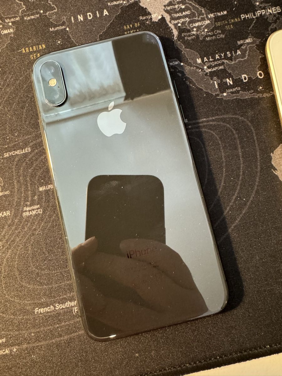 Apple Telefoni cellulari / Smartphones: iPhone X 64GB - Top Zustand  – Usato da Würenlos venduto da pet_h2jk 1