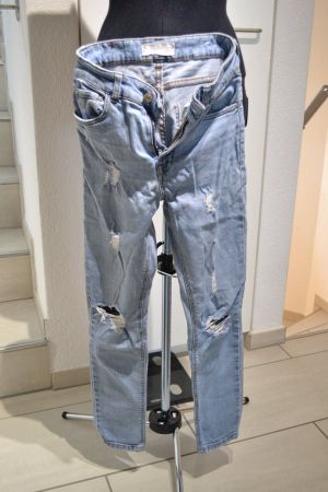 Schöne Jeanshosen für Mädchen