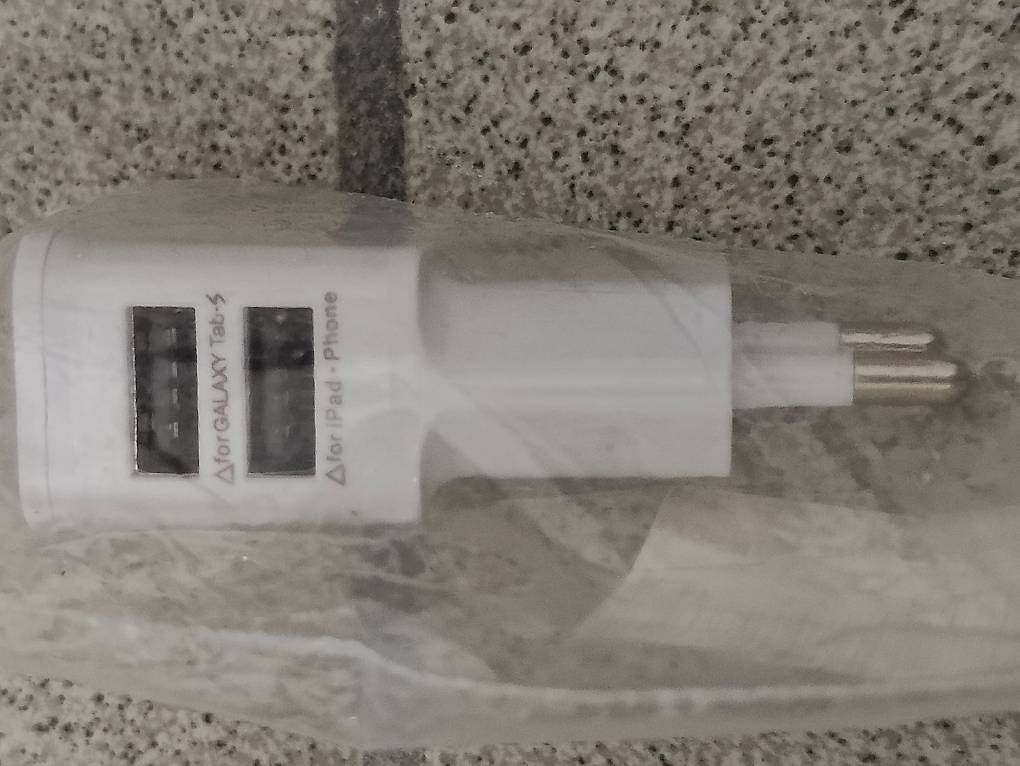 Caricabatterie: USB Ladegerät ohne Kabel – Nuovo e nell'imballaggio originale da Stäfa venduto da TBStaefa 2