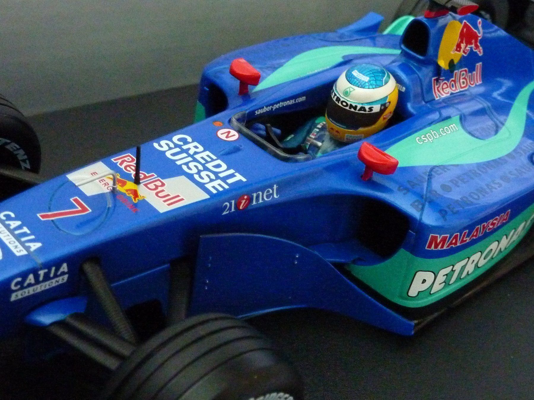 Minichamps Modellautos: Sauber Petronas C21 #7  1:18 – Neu und originalverpackt aus Dürrenäsch von modellautos4you 4
