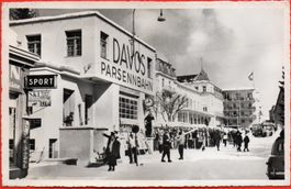 DAVOS Parsenn-Bahn Talstation - Skifahrer - Bus