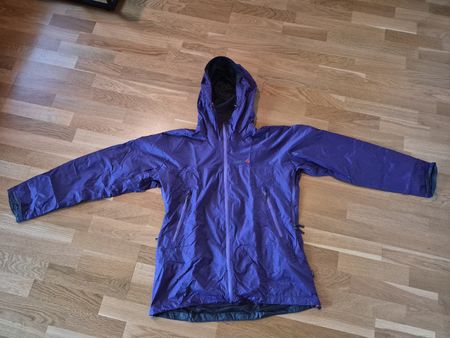 Neue Red Fox Damen Regenjacke Grösse 52 XL