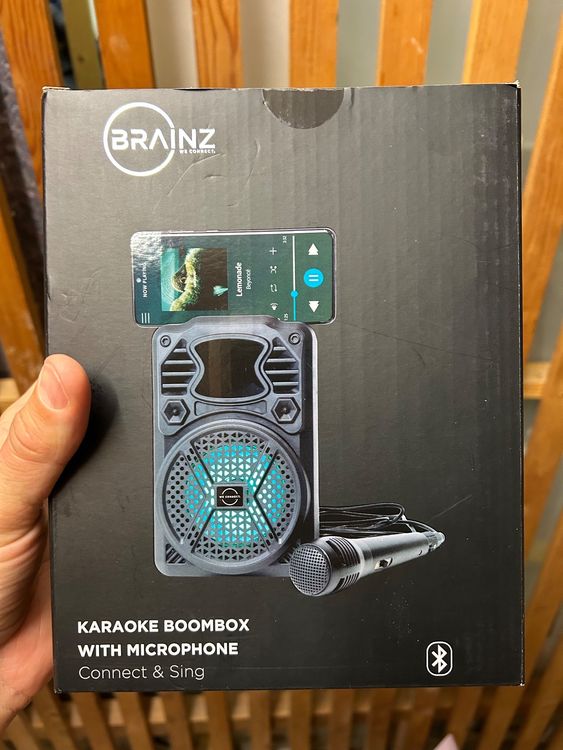 Brainz Karaoke Boom Box mit Mikrofon Kaufen auf Ricardo