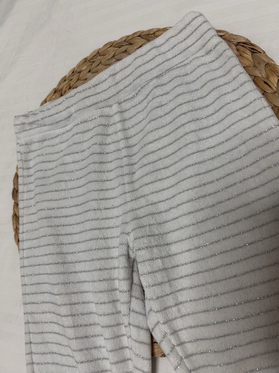Okaidi Pantalons: Pantalons rayures argentées taille 116cm  – D'occasion à Carouge GE par Emilynette 1