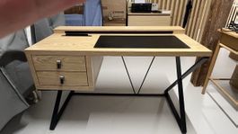 Desk / Schreibtisch - Eiche Farbe - Kabelmanagement