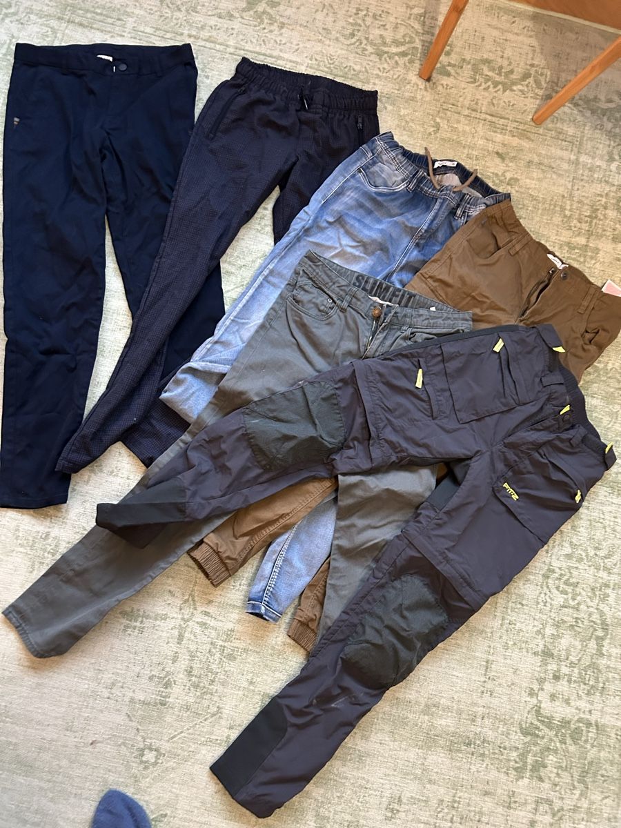 Lotti & Set di vestiti: Hose Junge Paket, diverse Marken, Grösse 158 – Usato da Embrach venduto da Ladybug87